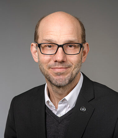 Porträtt av Hans Wiklund.